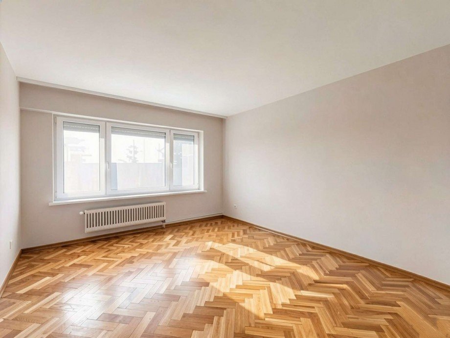 Zimmer OG Doppelhaush�lfte B�blingen