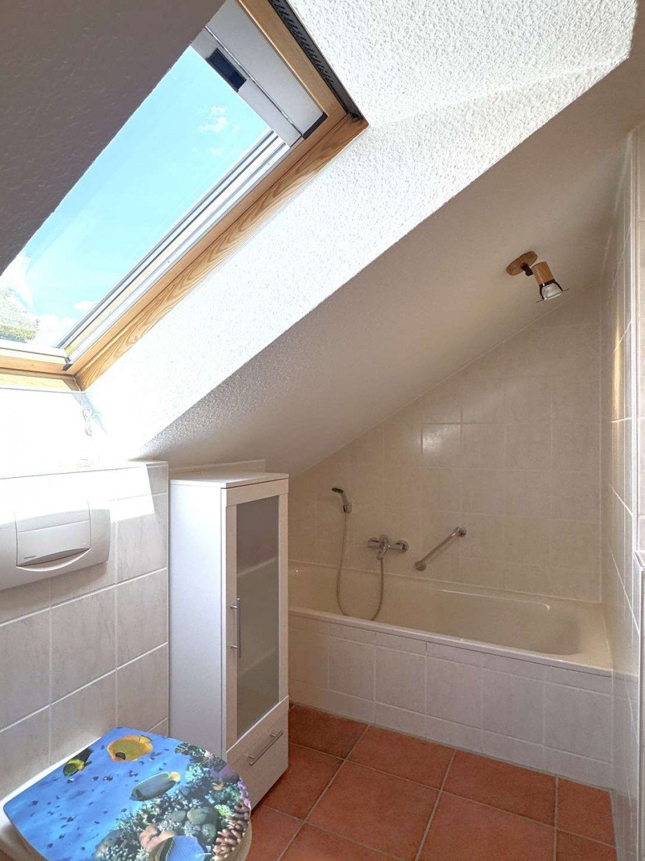 Badezimmer OG Doppelhaush�lfte Hildrizhausen