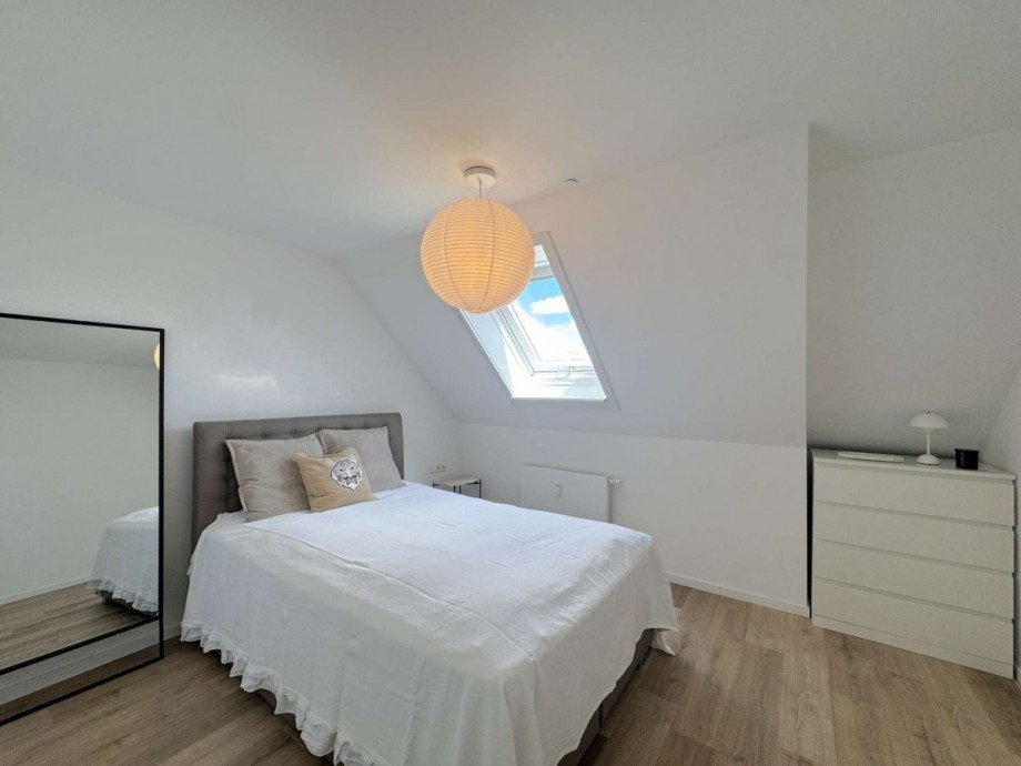 Schlafzimmer 1 Dachgeschosswohnung Sindelfingen
