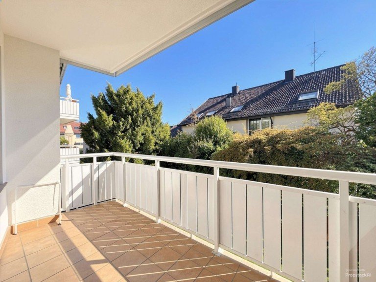 Balkon - (KI generiert) Ostfildern Wohnung Tolle 3-Zi.-Wohnung mit viel Platz und Sonnenbalkon in zentraler Lage von Ostfildern-Kemnat***