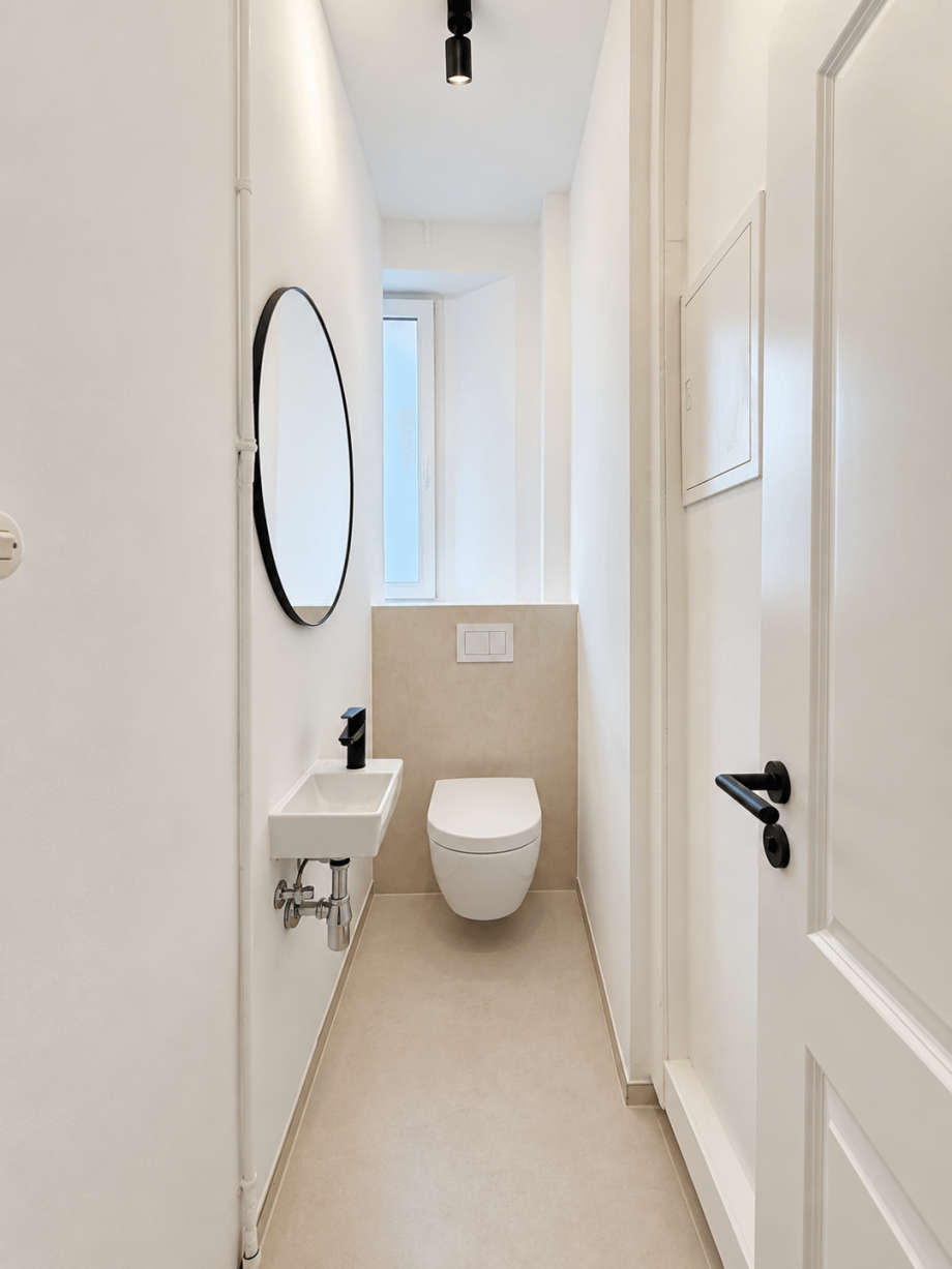 sep. Toilette 2.OG Mehrfamilienhaus Pforzheim