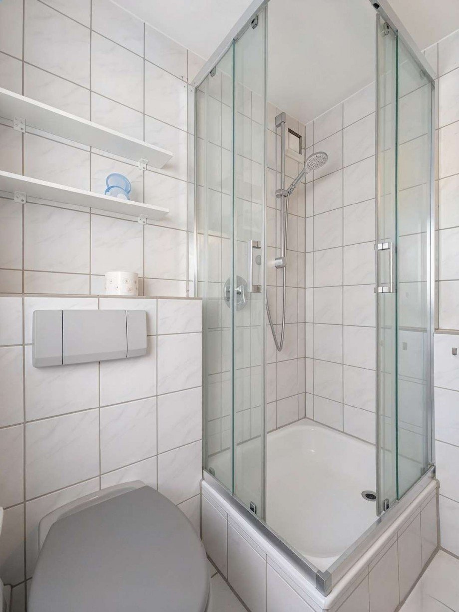 Bad mit Dusche&Wanne Etagenwohnung Stuttgart
