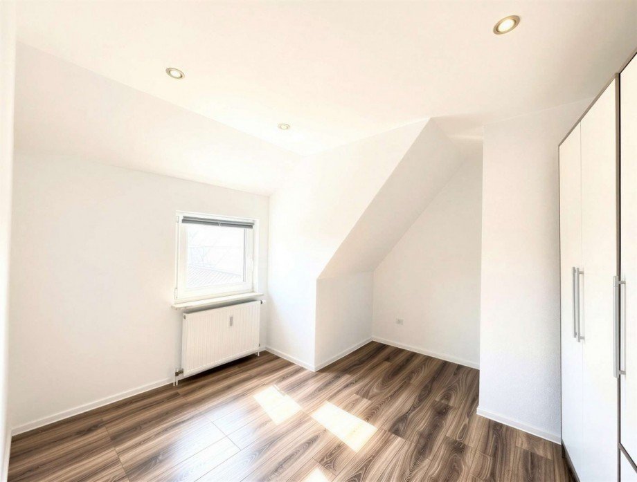 Zimmer 2 DG Mehrfamilienhaus Nagold