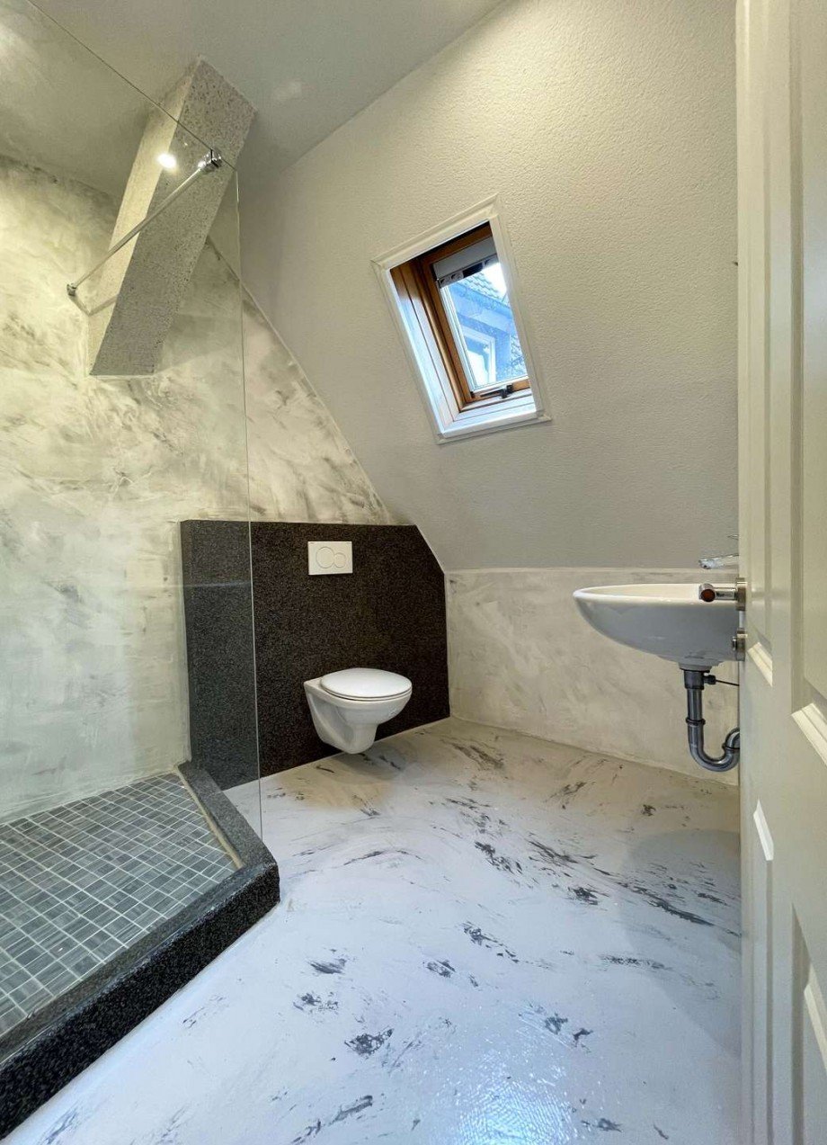 Tageslichtbad 2.OG Einfamilienhaus Waiblingen