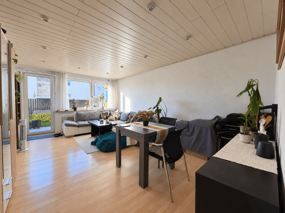Wohn-/Essbereich Souterrainwohnung Leinfelden-Echterdingen