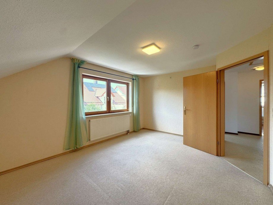 Schlafzimmer 2 Doppelhaush�lfte Hildrizhausen