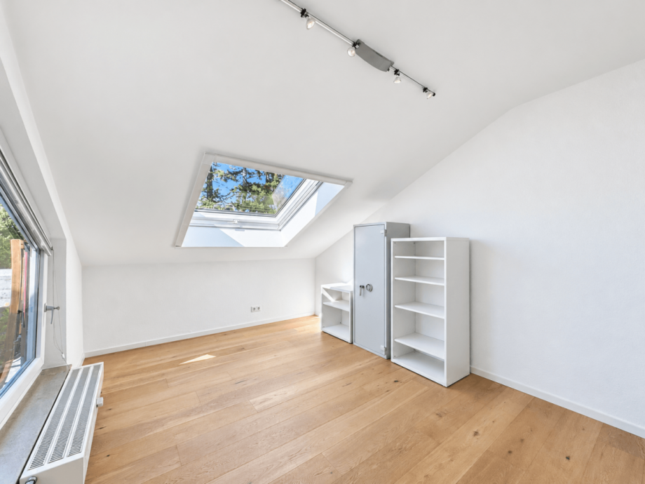 Kinderzimmer / B�ro Dachgeschosswohnung Stuttgart
