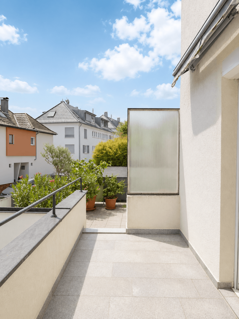 Balkon 1.OG Mehrfamilienhaus Stuttgart