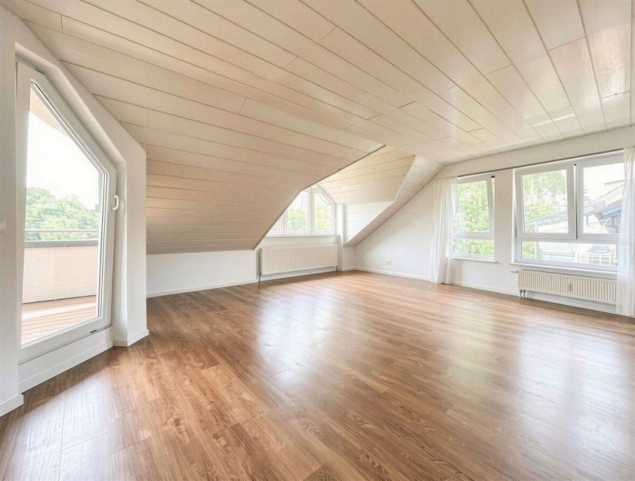 Wohnzimmer 1 Dachgeschosswohnung Stuttgart