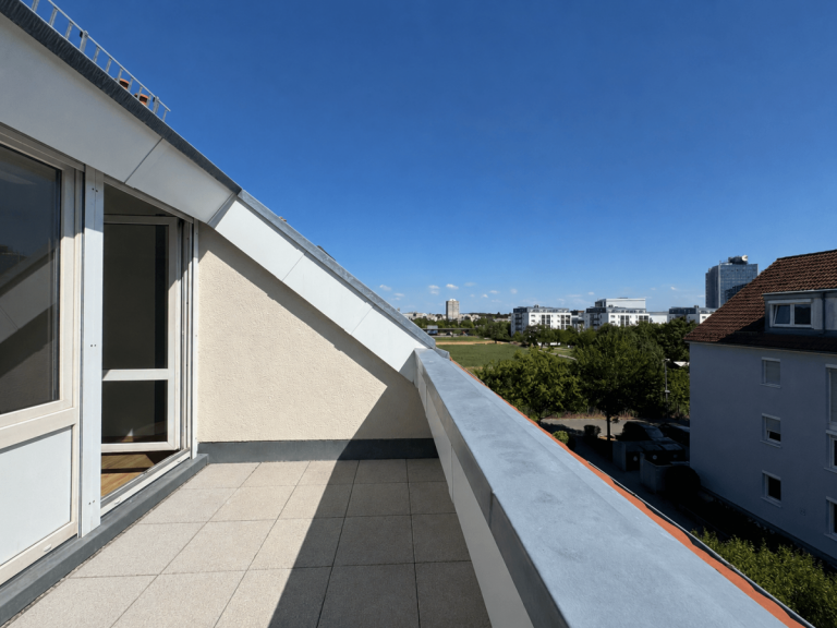 LINK Immobilien GmbH Stuttgart Wohnung S-M�hringen: Charmante 2-Zimmer-Wohnung mit Loggia