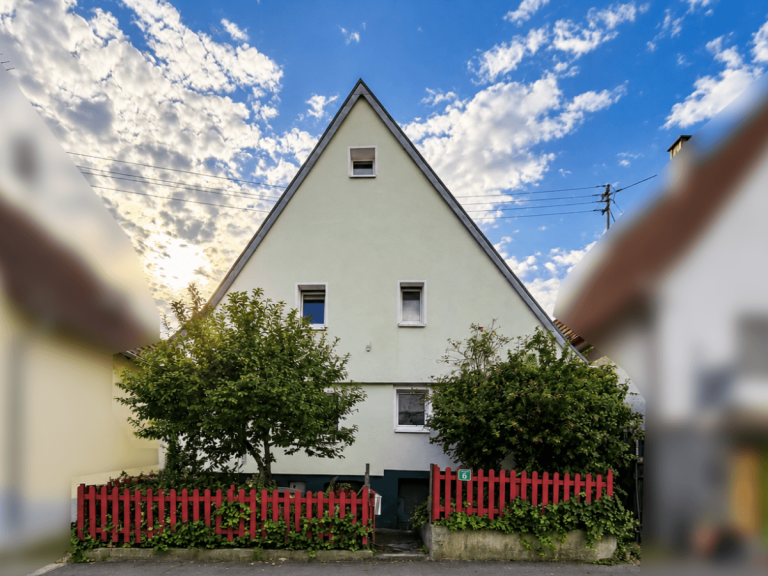 Titelbild Ludwigsburg Doppelhaush�lfte Charmantes kleines Fachwerkhaus mit besonderem Flair in Ludwigsburg-O�weil