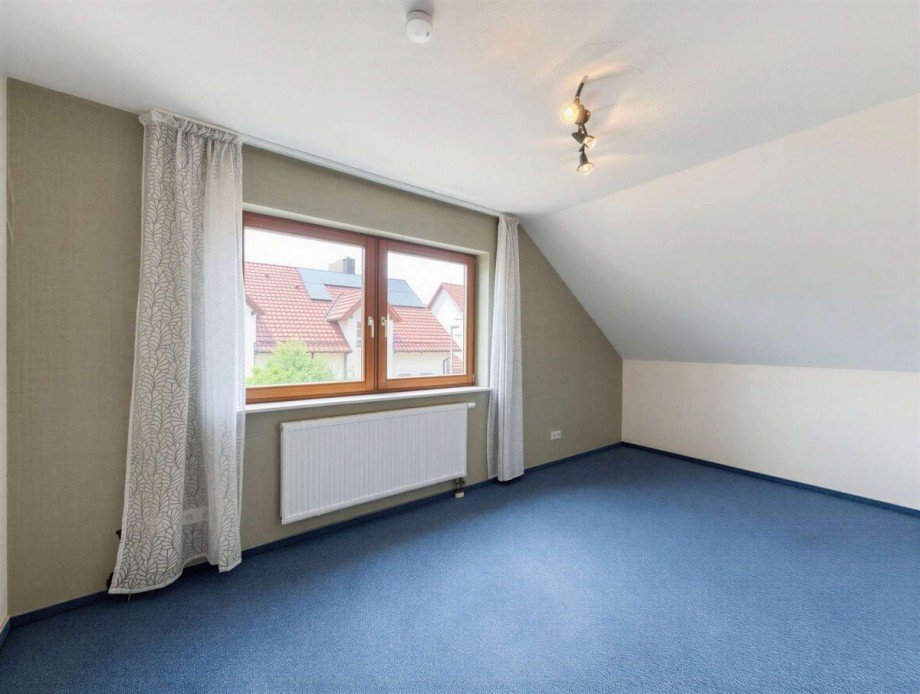 Schlafzimmer 1 Doppelhaush�lfte Hildrizhausen