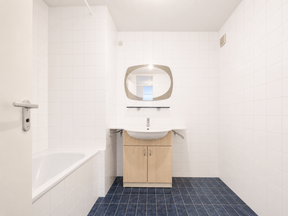 Badezimmer mit Wanne Erdgeschosswohnung Stuttgart