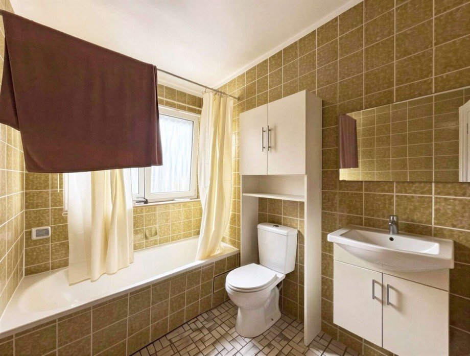 Badezimmer Etagenwohnung Wolfschlugen