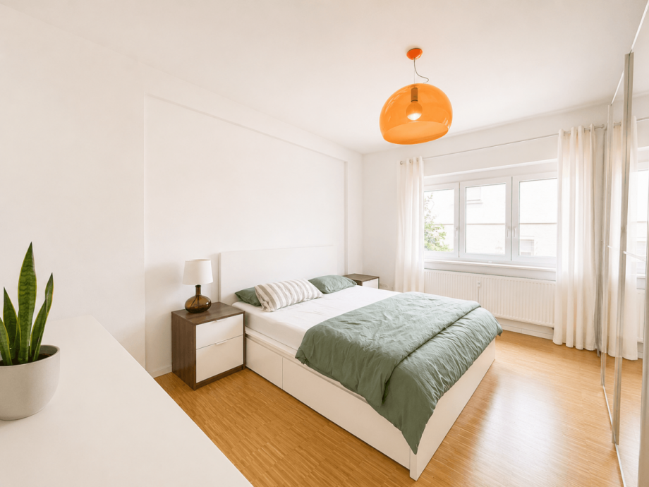 Schlafzimmer 1.OG Mehrfamilienhaus Stuttgart