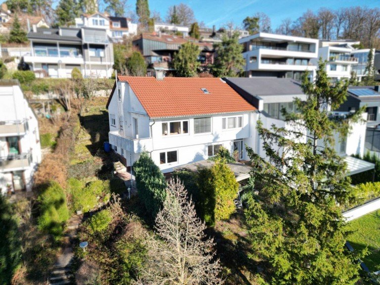 LINK Immobilien GmbH B�blingen Doppelhaush�lfte Sanierungsbed�rftige Doppelhaush�lfte mit viel Potenzial in bester Lage B�blingens