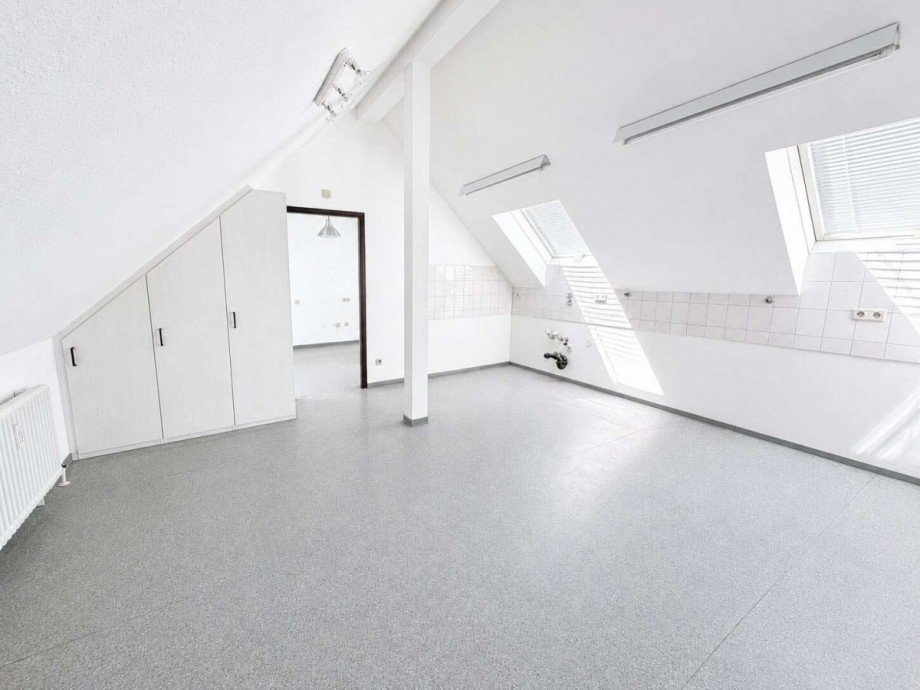 Dachbodenzimmer Praxis Stuttgart