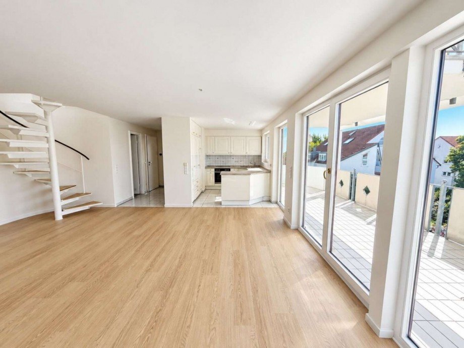 Wohnzimmer mit K�che Maisonettewohnung Stuttgart