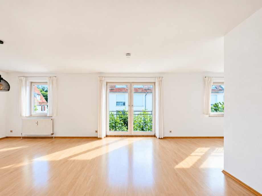 Wonzimmer Etagenwohnung Oberriexingen